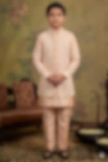 Peach Silk Zari Embroidered Indowestern Set For Boys by Vanshik Kids at Pernia's Pop Up Shop