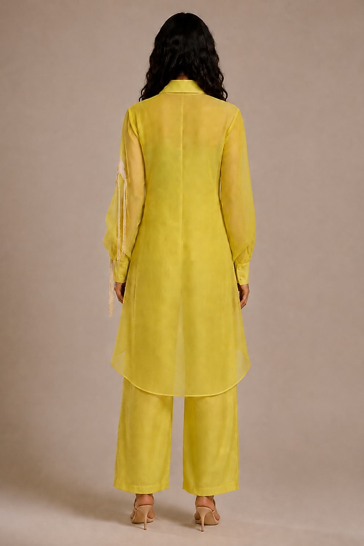 Neon Yellow Organza Applique Embroidered Co-Ord Set by Vanshika Agarwal Label at Pernia's Pop Up Shop