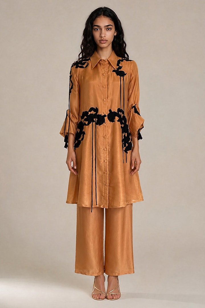 Mustard Tissue Applique Embroidered Co-Ord Set by Vanshika Agarwal Label at Pernia's Pop Up Shop