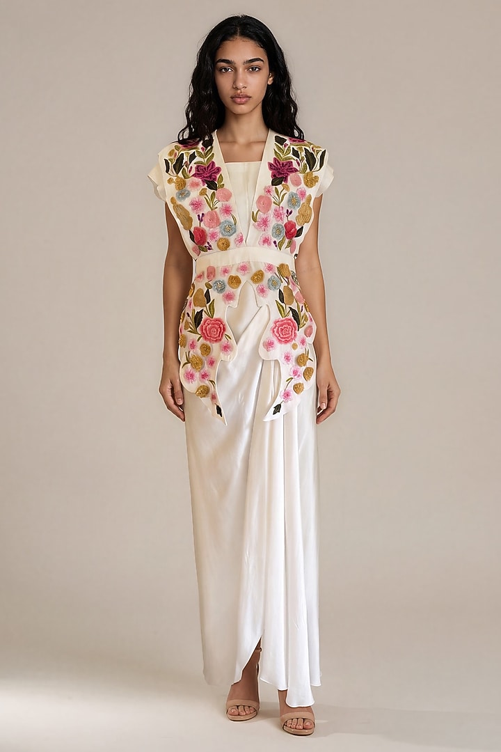 White Bamberg Silk Draped Skirt Set by Vanshika Agarwal Label at Pernia's Pop Up Shop