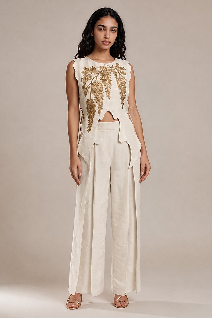 Beige Tissue Embroidered Co-Ord Set by Vanshika Agarwal Label at Pernia's Pop Up Shop