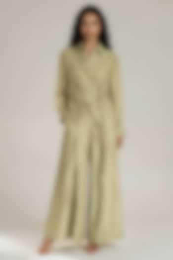 Pista Green Organza Embroidered Co-Ord Set by Vanshika Agarwal Label at Pernia's Pop Up Shop
