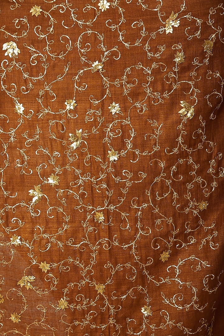 Gold Matka Silk Gota Embroidered Handwoven Party Wear Saree Set by Varastraa at Pernia's Pop Up Shop
