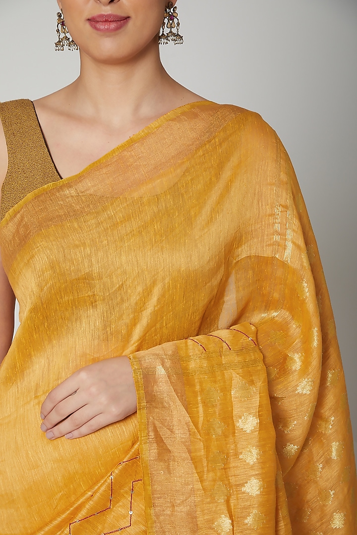 Yellow Linen Sequins Embroidered Party Wear Saree Set by Varastraa at Pernia's Pop Up Shop