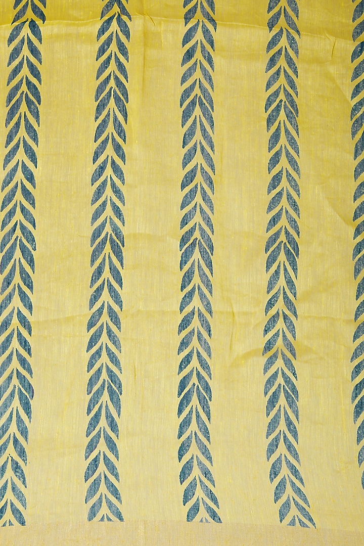 Yellow Linen Silk Tie-Dye Printed Handwoven Party Wear Saree Set by Varastraa at Pernia's Pop Up Shop