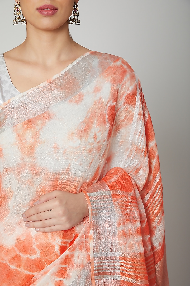Blush Pink Linen Tie & Dye Printed Handwoven Party Wear Saree Set by Varastraa at Pernia's Pop Up Shop