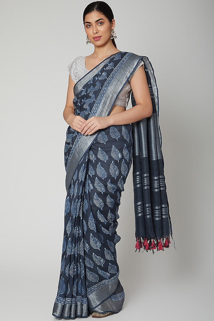 Indigo Blue Printed Saree Set by Varastraa