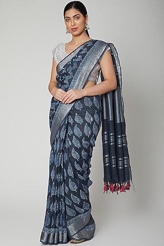 Indigo Blue Printed Saree Set by Varastraa