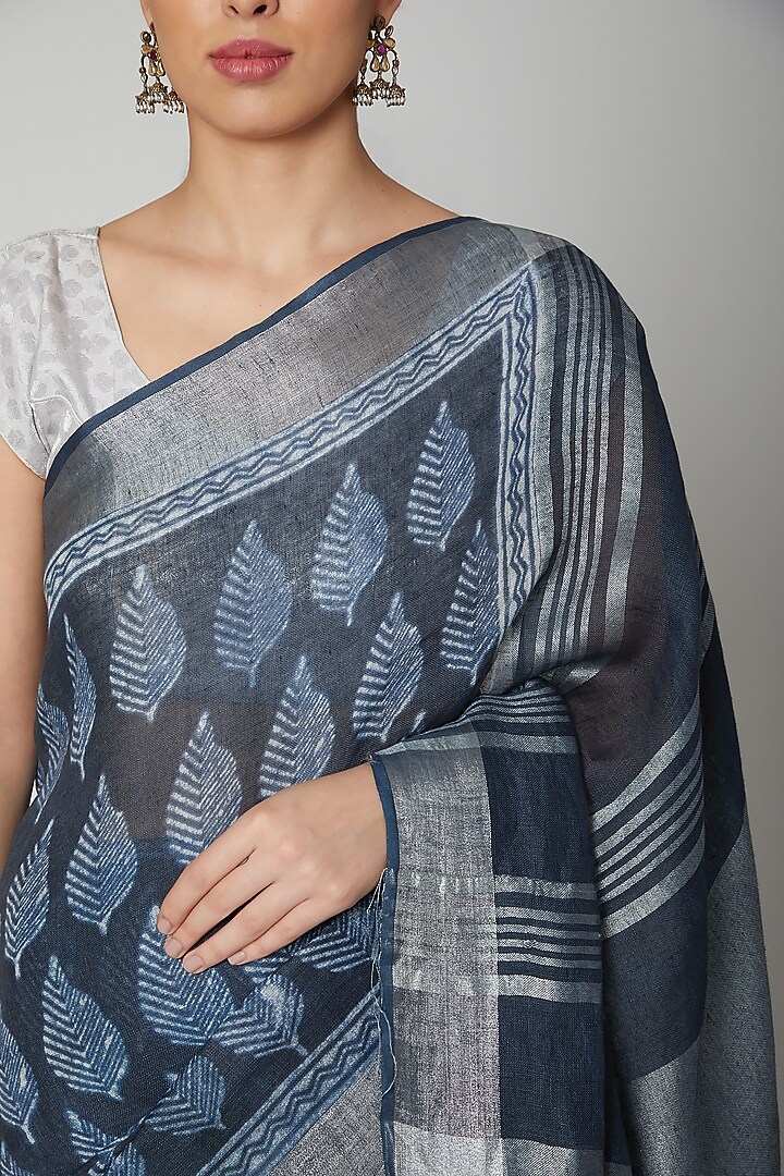 Indigo Blue Printed Party Wear Saree Set by Varastraa at Pernia's Pop Up Shop