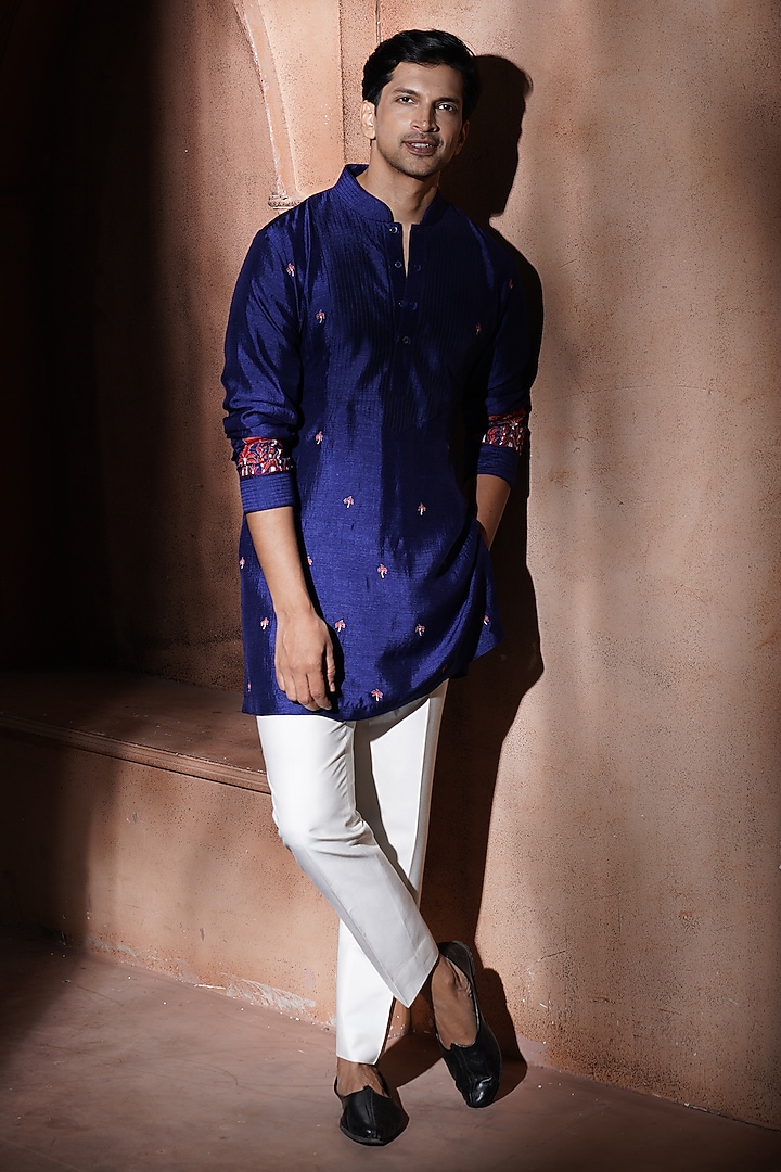 Blue Silk Bundi Jacket Set by VAROIN MARWAH at Pernia's Pop Up Shop