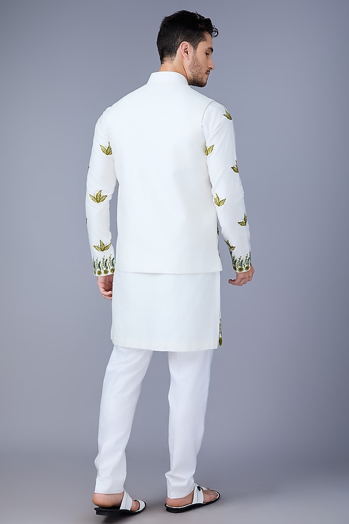 White Silk Bundi Jacket Set by VAROIN MARWAH at Pernia's Pop Up Shop