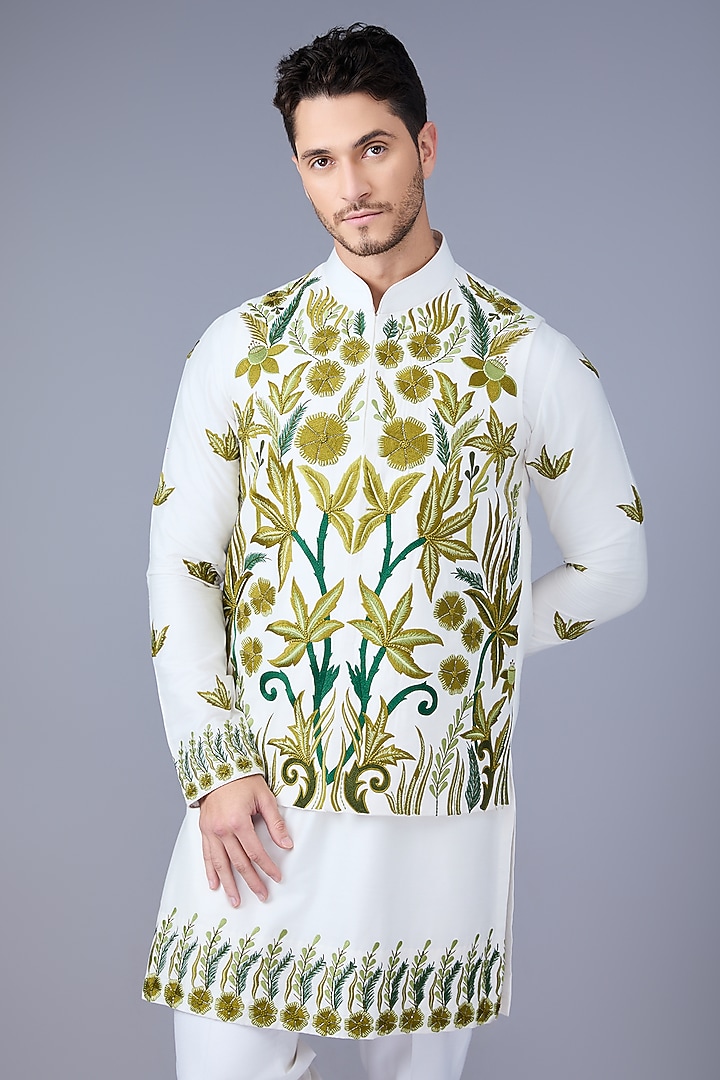White Silk Bundi Jacket Set by VAROIN MARWAH at Pernia's Pop Up Shop