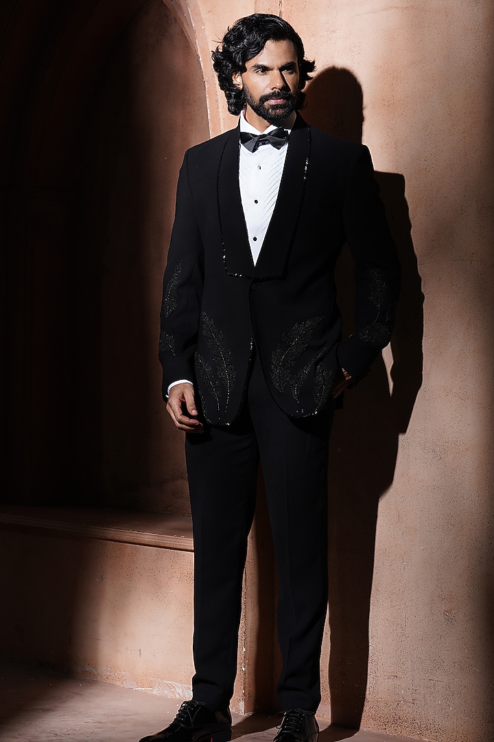 Black Blended Suiting Blazer by VAROIN MARWAH at Pernia's Pop Up Shop