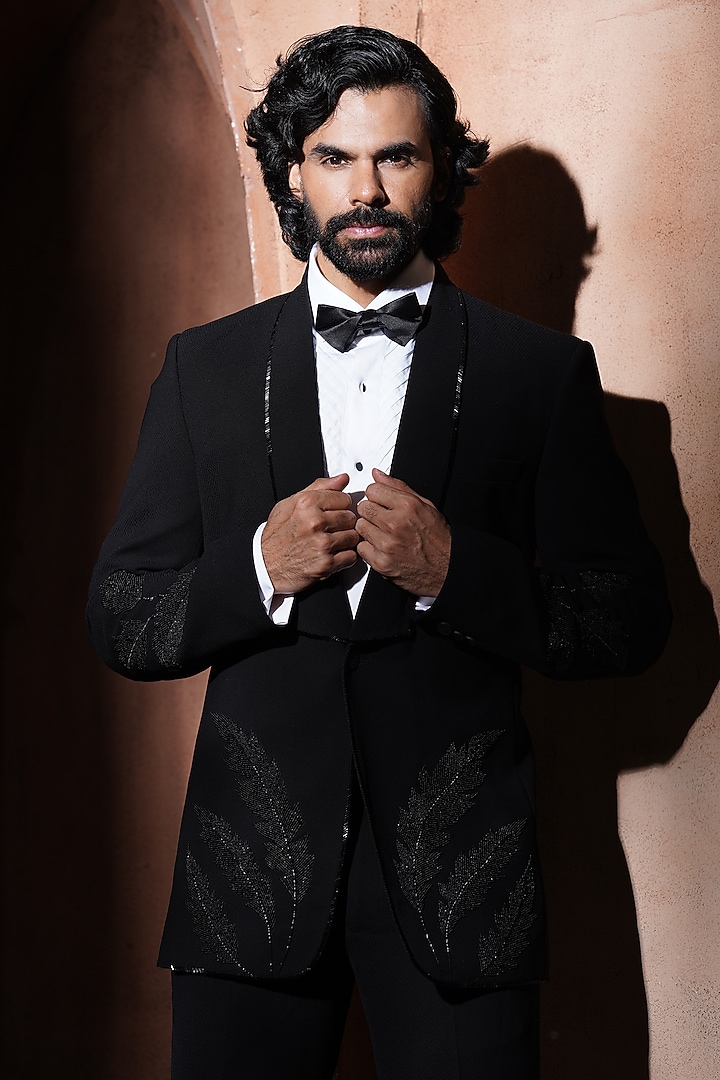 Black Blended Suiting Blazer by VAROIN MARWAH at Pernia's Pop Up Shop