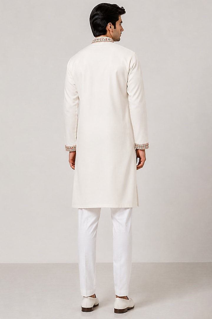 Off-White Silk Floral Embroidered Kurta by VAROIN MARWAH at Pernia's Pop Up Shop