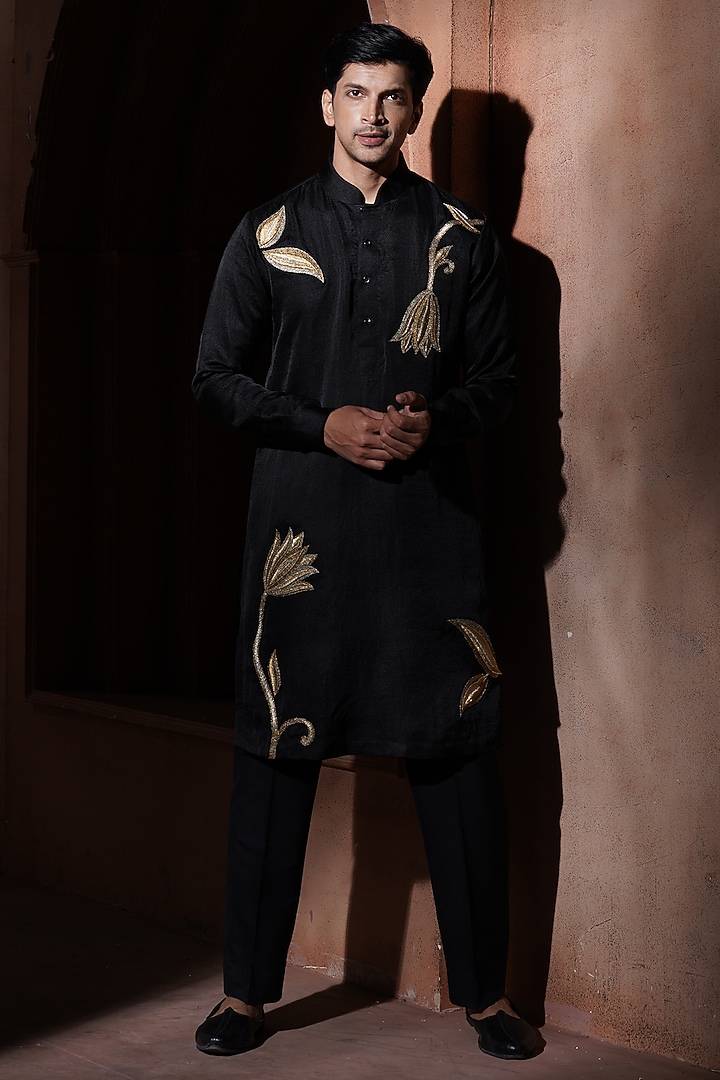 Black Silk Kurta Set by VAROIN MARWAH at Pernia's Pop Up Shop
