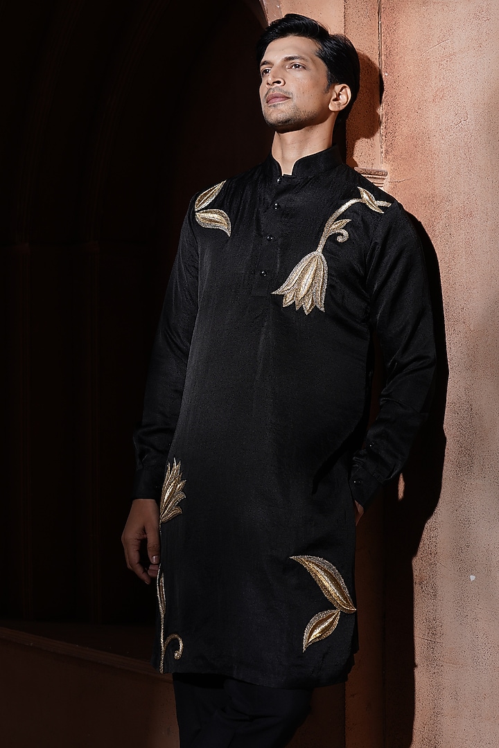 Black Silk Kurta Set by VAROIN MARWAH at Pernia's Pop Up Shop