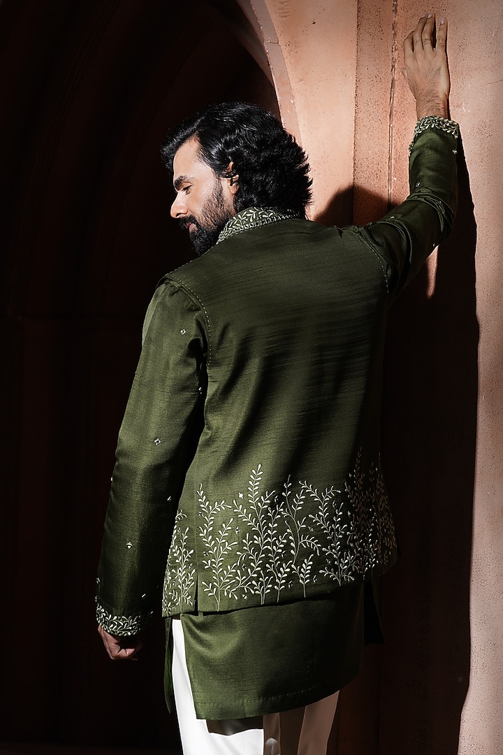 Green Silk Bundi Jacket Set by VAROIN MARWAH at Pernia's Pop Up Shop