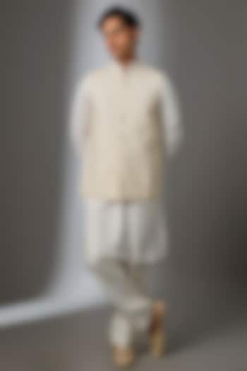 Cream Silk Bundi Jacket Set by VAROIN MARWAH at Pernia's Pop Up Shop