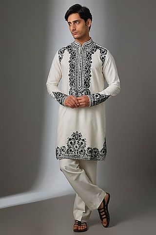 White Silk Embellished Kurta Set by VAROIN MARWAH