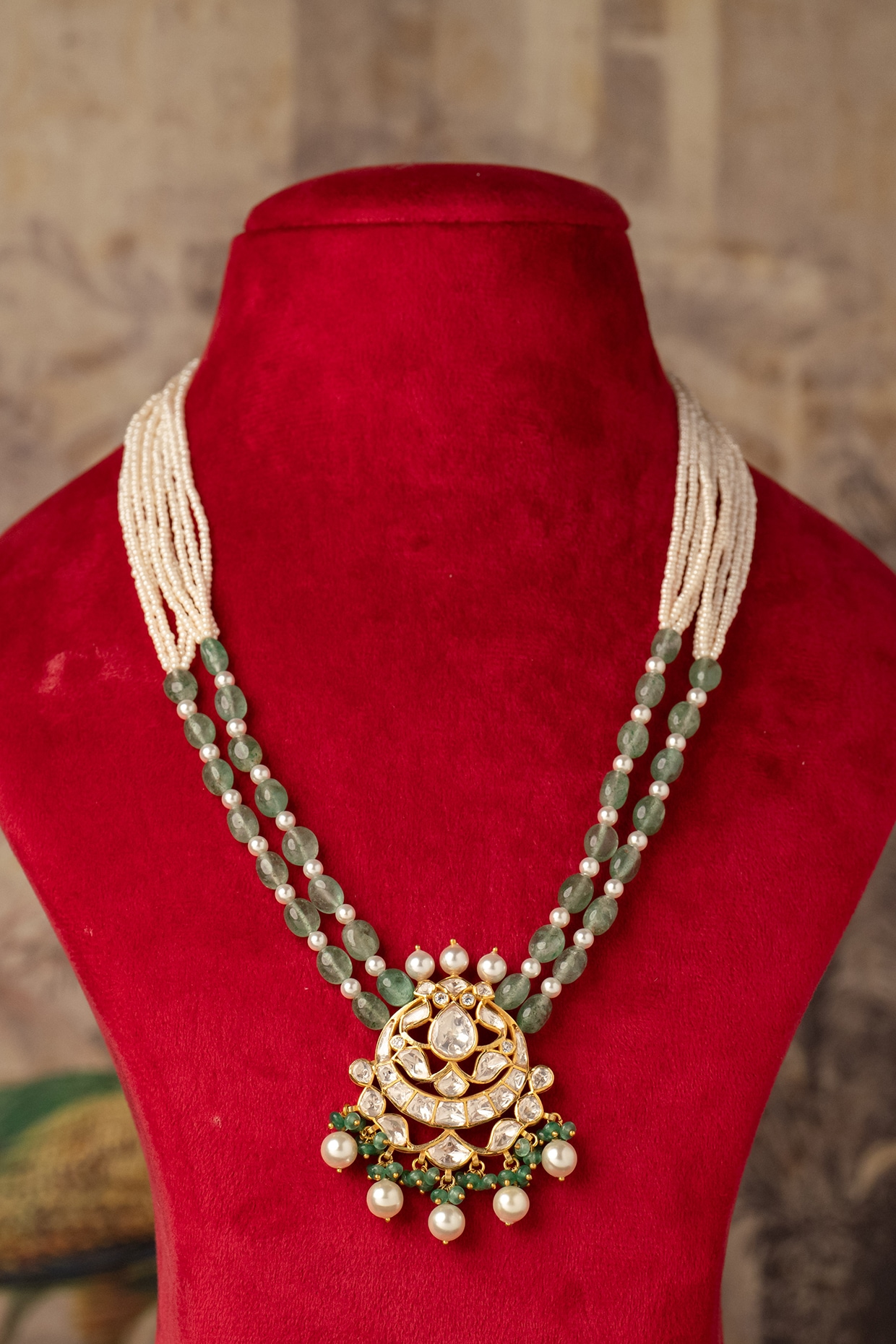 An Intricately Design and Colorful Silver Falguni Bead Choker high quality Necklace