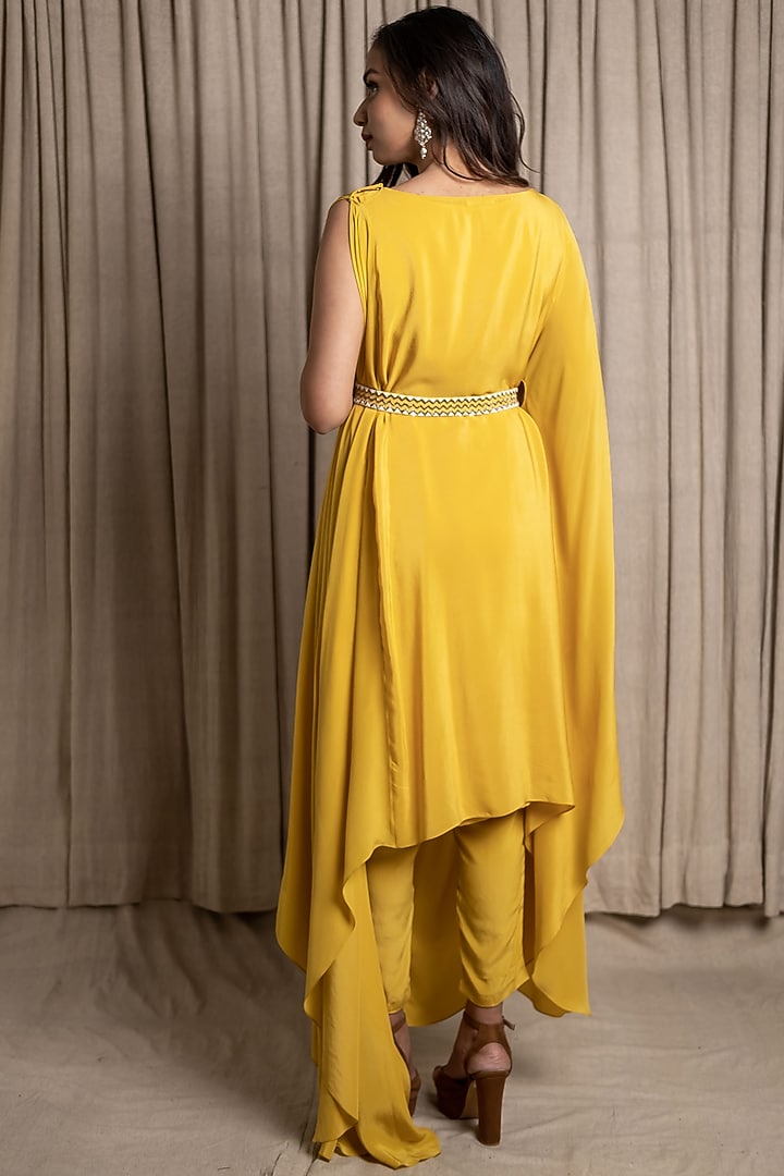 Yellow Embroidered Jacket Set by Varsana Boutique at Pernia's Pop Up Shop
