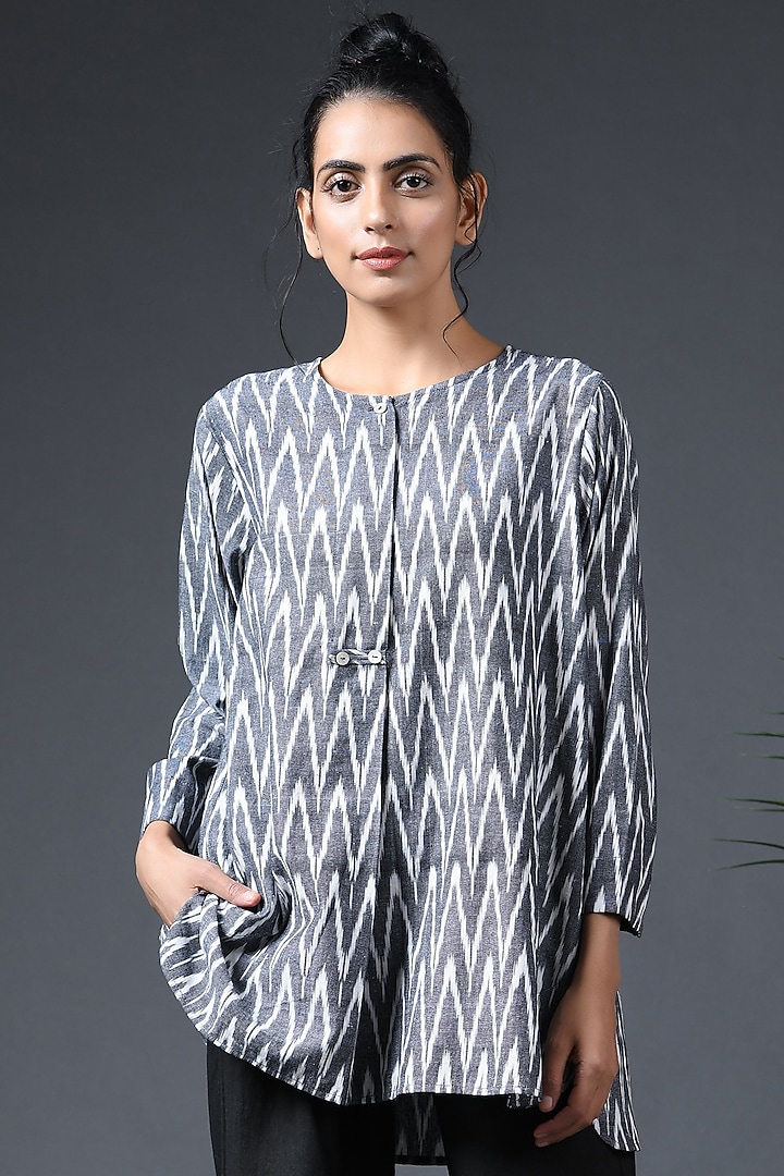 Grey Ikat Top by Vasstram at Pernia's Pop Up Shop