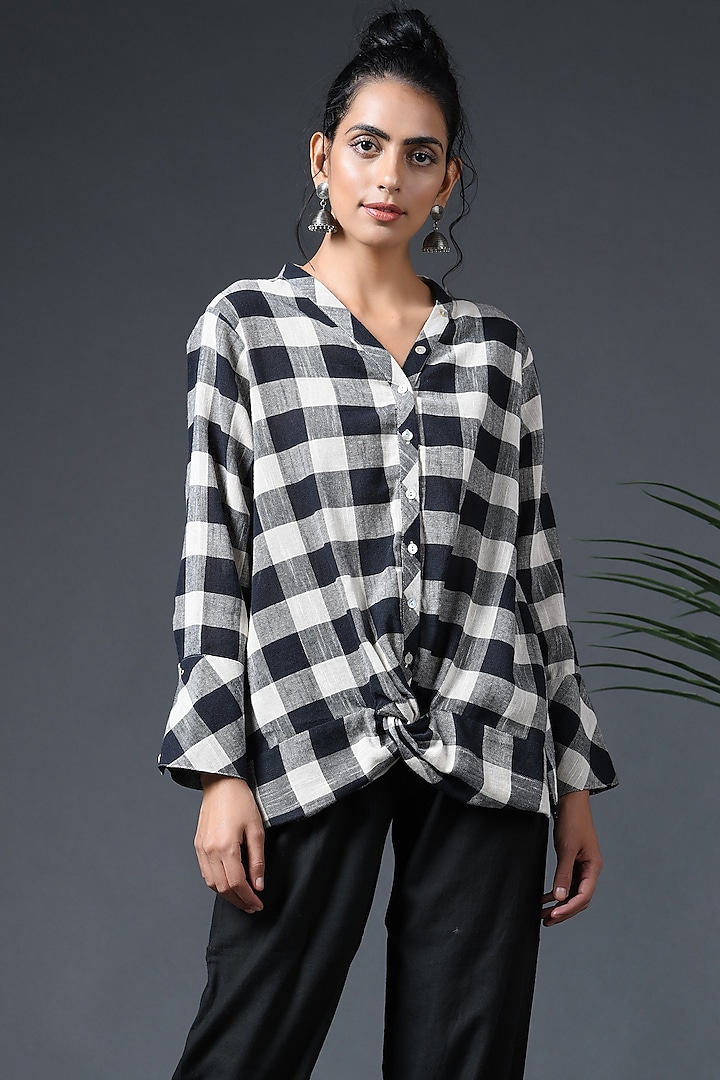 Black & Off-White Checkered Top by Vasstram at Pernia's Pop Up Shop