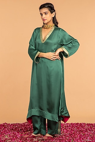 Emerald Green Modal Satin Asymmetrical Kurta by Vasstram