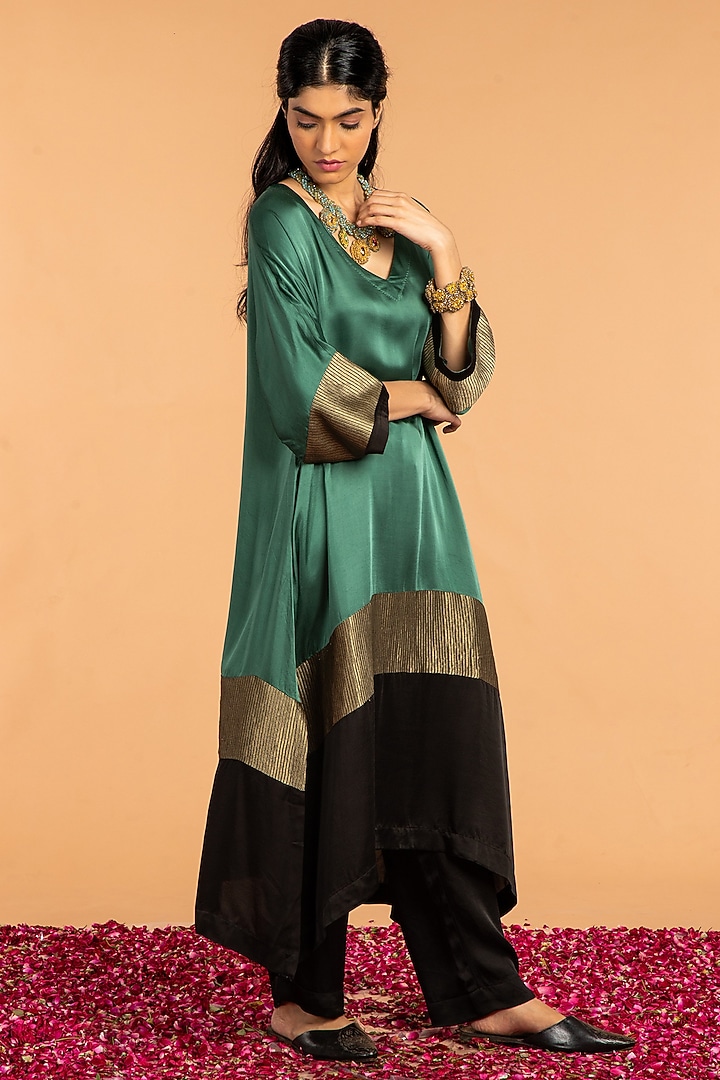 Emerald Green & Black Modal Satin Zari Striped Kaftan by Vasstram at Pernia's Pop Up Shop