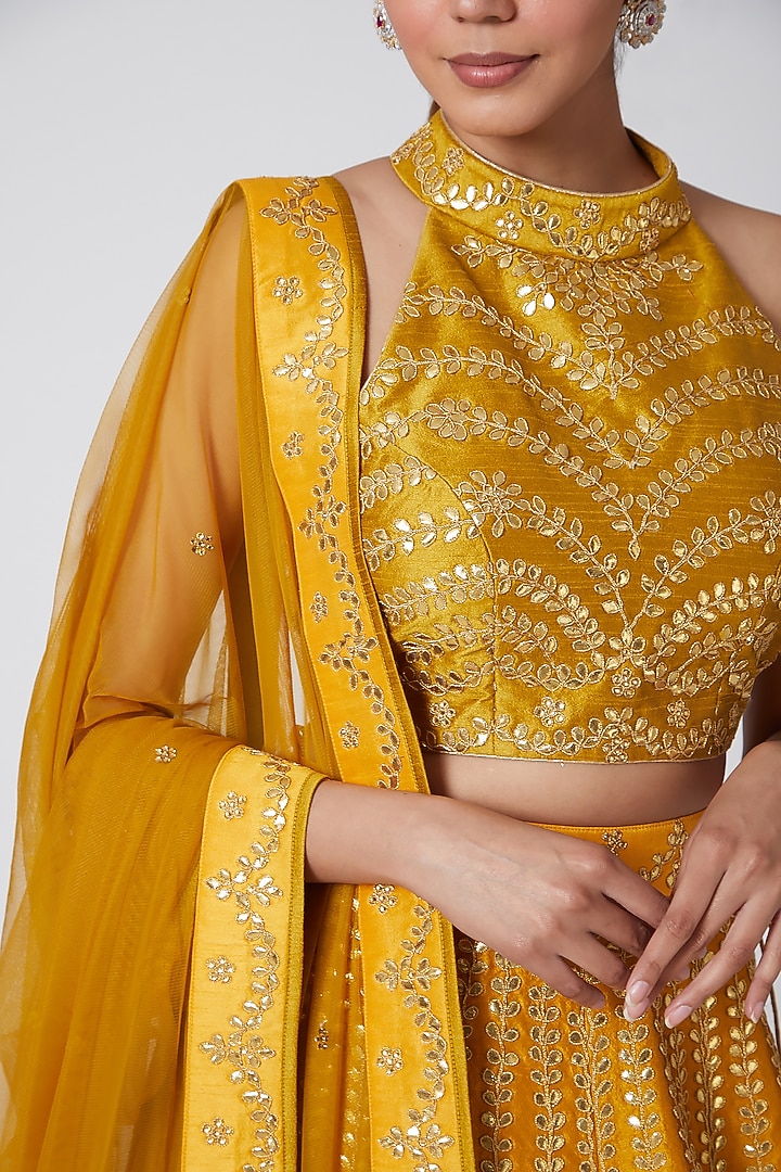 Mustard Embroidered Wedding Lehenga Set by Vandana Sethi at Pernia's Pop Up Shop