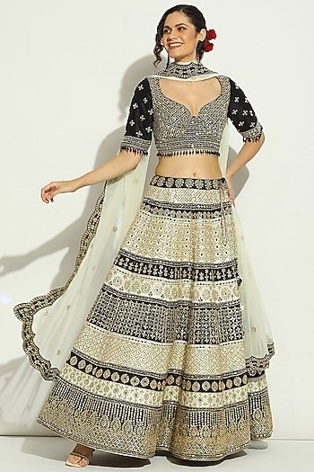 Black & White Dupion Silk Gota Patti Embroidered Bridal Lehenga Set by Vandana Sethi at Pernia's Pop Up Shop