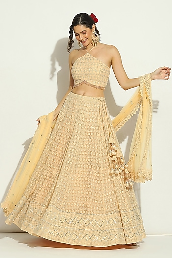 Peach Net Chikankari Swarovski Embroidered Wedding Lehenga Set by Vandana Sethi at Pernia's Pop Up Shop