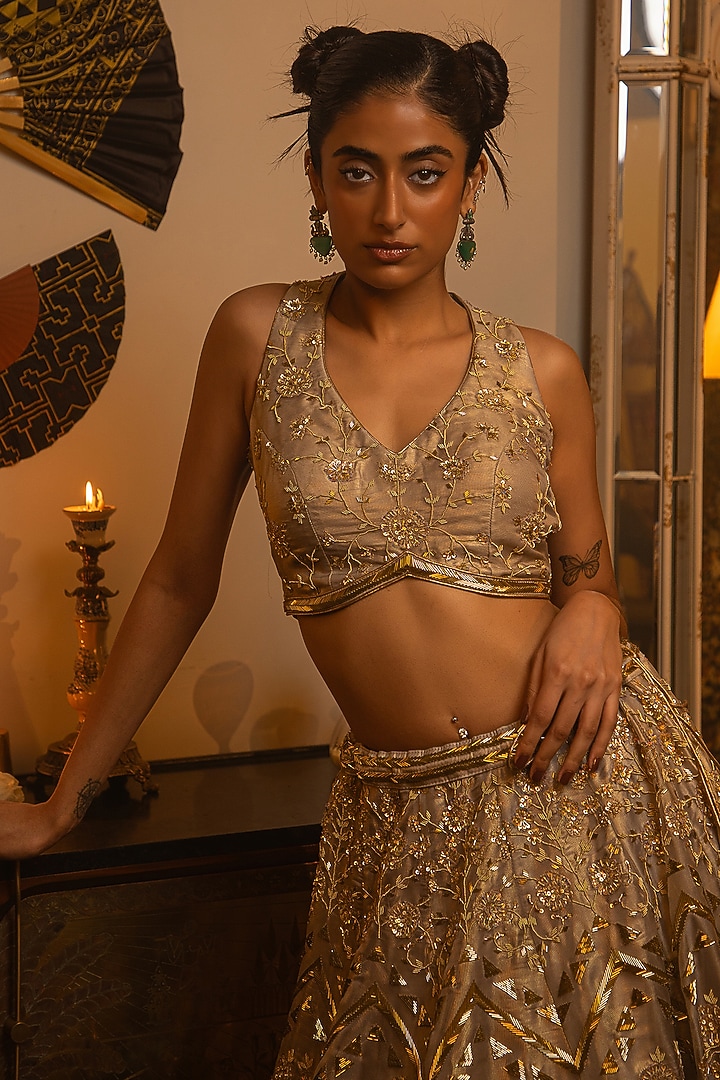 Sky Grey Shimmer Organza Zardosi Work Bridal Lehenga Set by Vandana Sethi at Pernia's Pop Up Shop