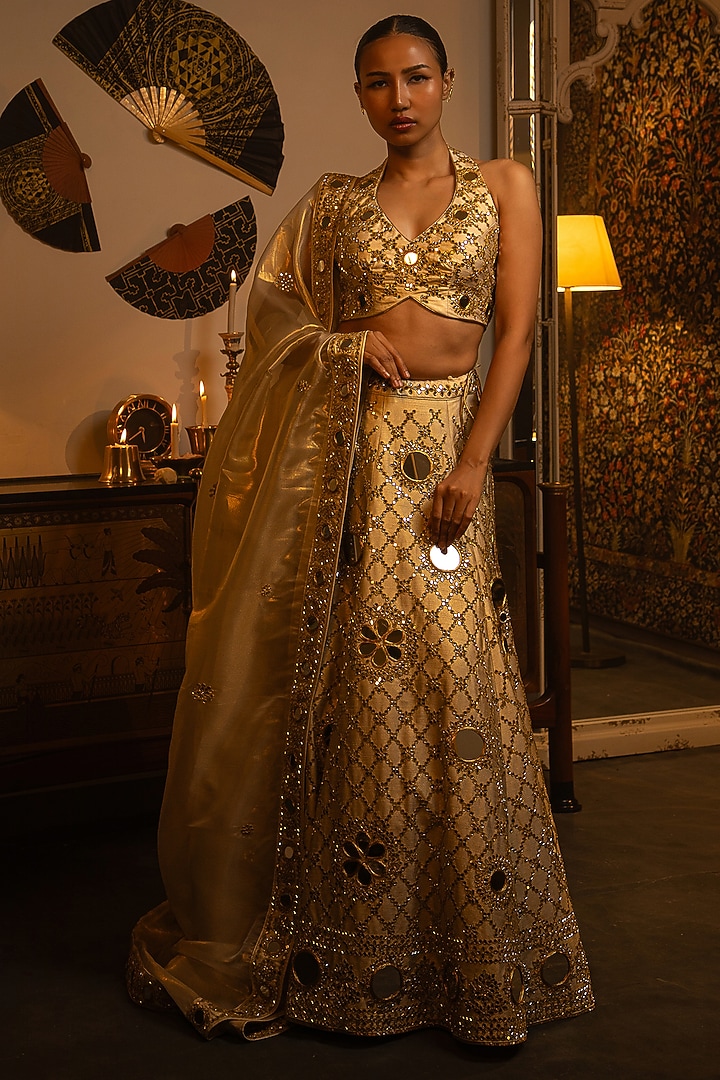 Ivory Shimmer Raw Silk Mirror Work Bridal Lehenga Set by Vandana Sethi at Pernia's Pop Up Shop