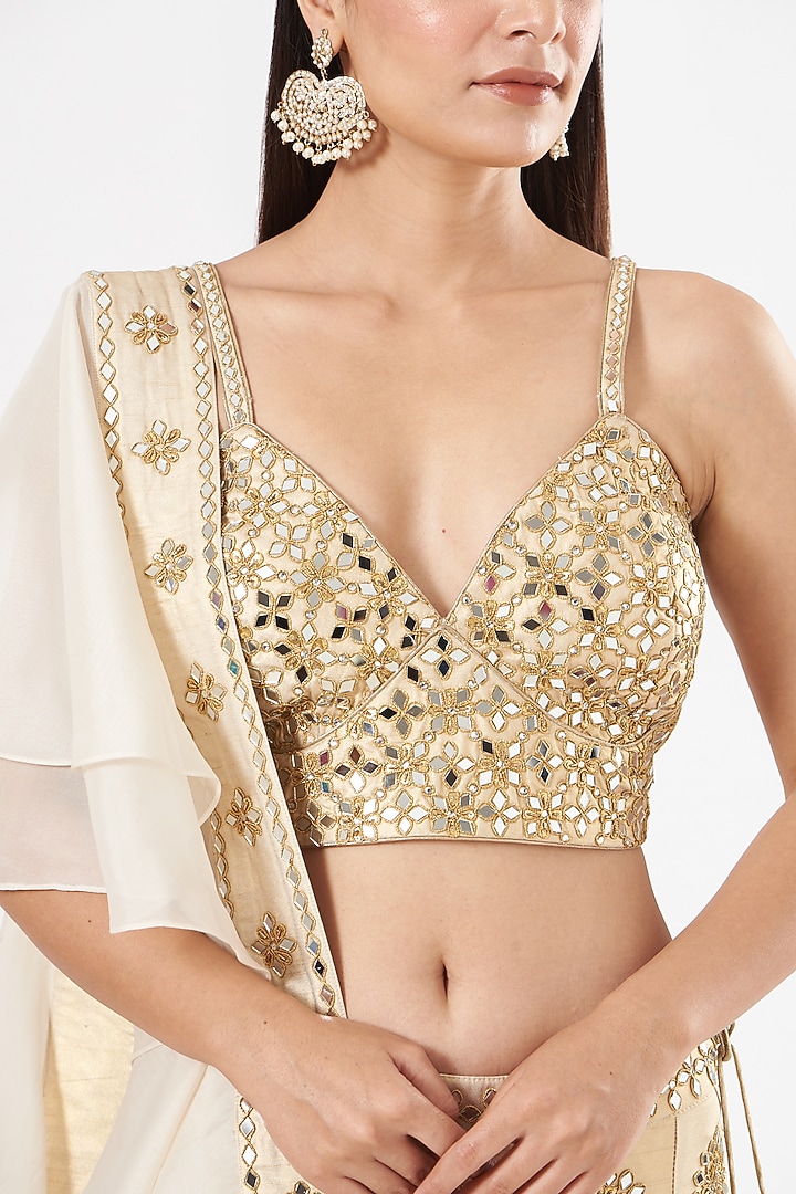 Gold Embroidered Wedding Lehenga Set by Vandana Sethi at Pernia's Pop Up Shop