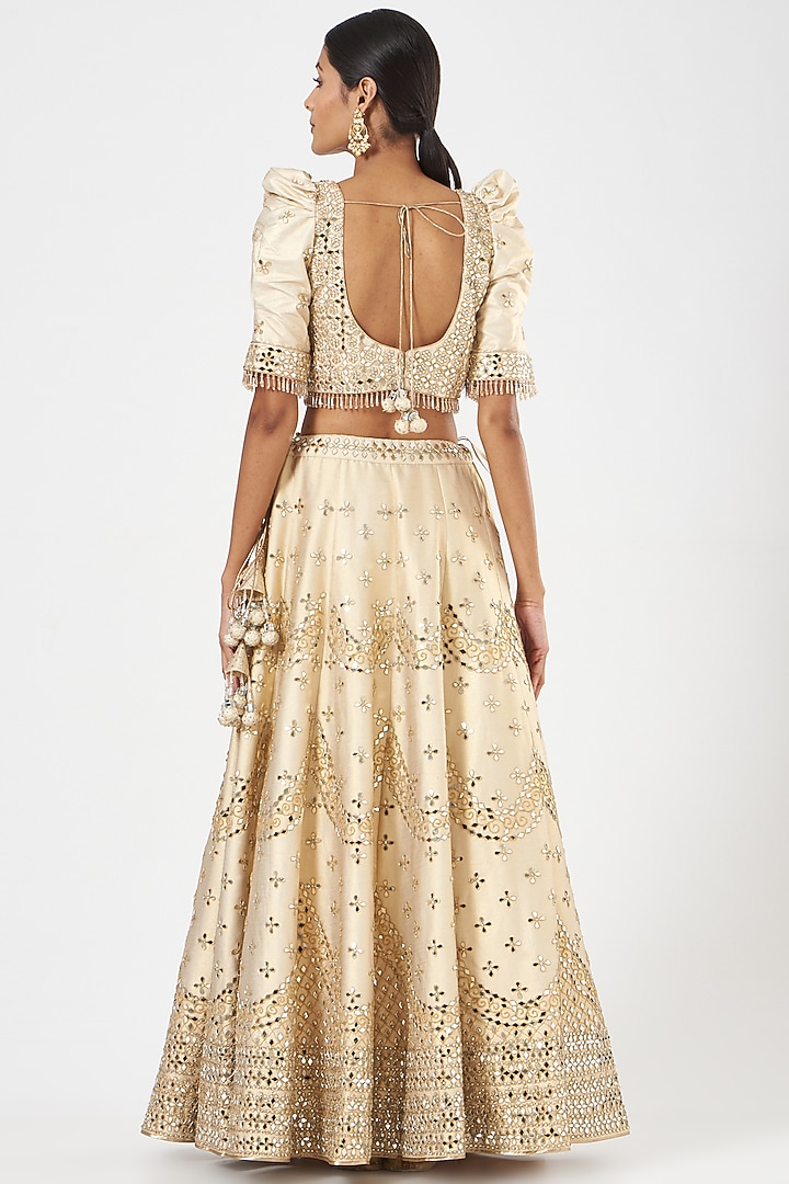 Ivory Dupion Silk Embroidered Wedding Lehenga Set by Vandana Sethi at Pernia's Pop Up Shop