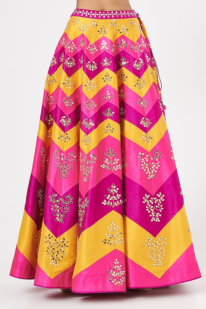 Fuchsia Dupion Silk Wedding Lehenga Set by Vandana Sethi at Pernia's Pop Up Shop