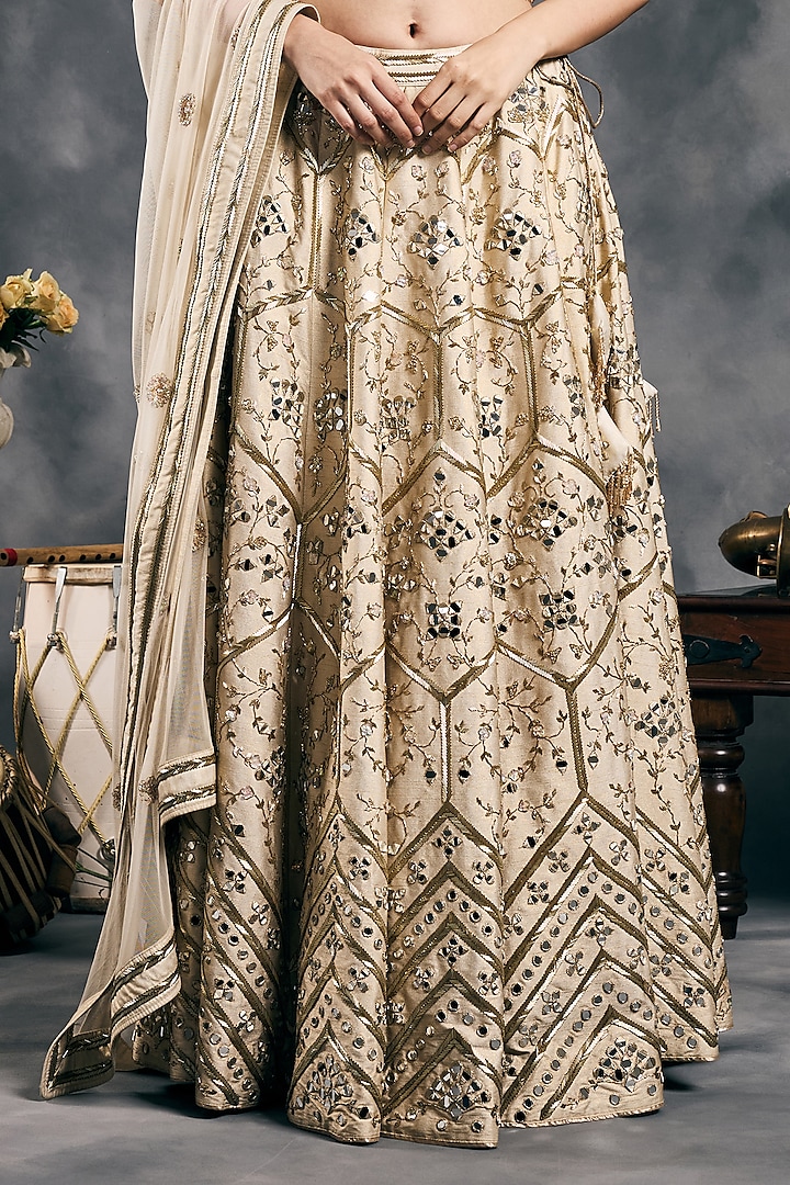 Ivory Shimmer Raw Silk Mirror Work Bridal Lehenga Set by Vandana Sethi at Pernia's Pop Up Shop