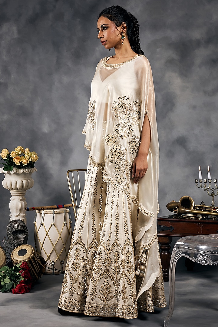 Ivory Shimmer Raw Silk Mirror Work Bridal Sharara Set by Vandana Sethi at Pernia's Pop Up Shop