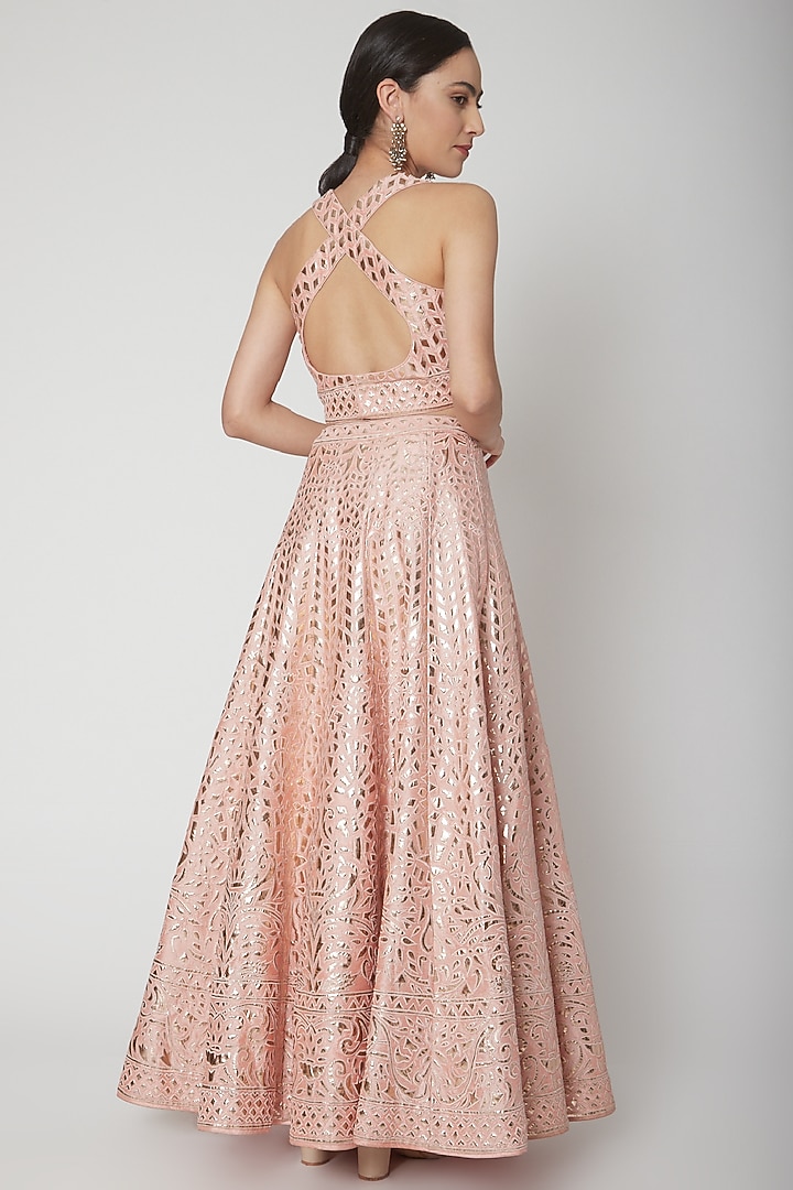 Apricoat Embroidered Wedding Lehenga Set by Vandana Sethi at Pernia's Pop Up Shop