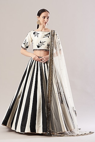 Black & White Striped Lehenga Set by Vandana Sethi