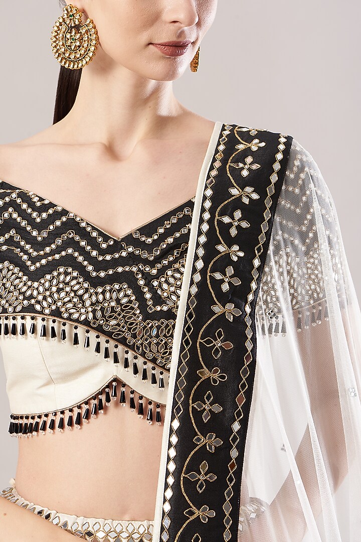 Black & White Chevron Striped Wedding Lehenga Set by Vandana Sethi at Pernia's Pop Up Shop