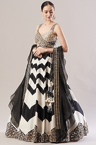Black & White Lehenga Set With Mirror Work by Vandana Sethi