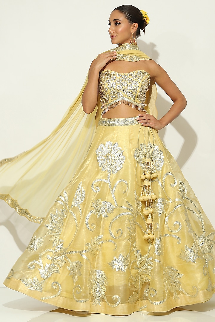 Yellow Shimmer Organza Gota Embellished Wedding Lehenga Set by Vandana Sethi at Pernia's Pop Up Shop