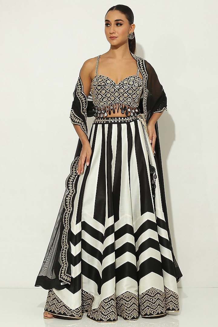 Black & White Dupion Silk Mirror Embellished & Stripe Printed Wedding Lehenga Set by Vandana Sethi at Pernia's Pop Up Shop