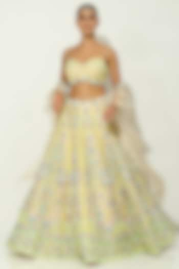 Ivory Shimmer Organza Bead Embellished Bridal Lehenga Set by Vandana Sethi at Pernia's Pop Up Shop