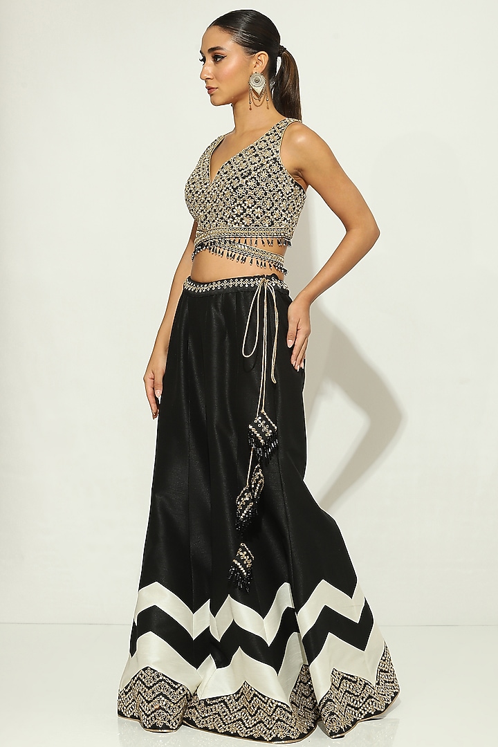 Black & White Dupion Silk Mirror Embellished Bridal Sharara Set by Vandana Sethi at Pernia's Pop Up Shop