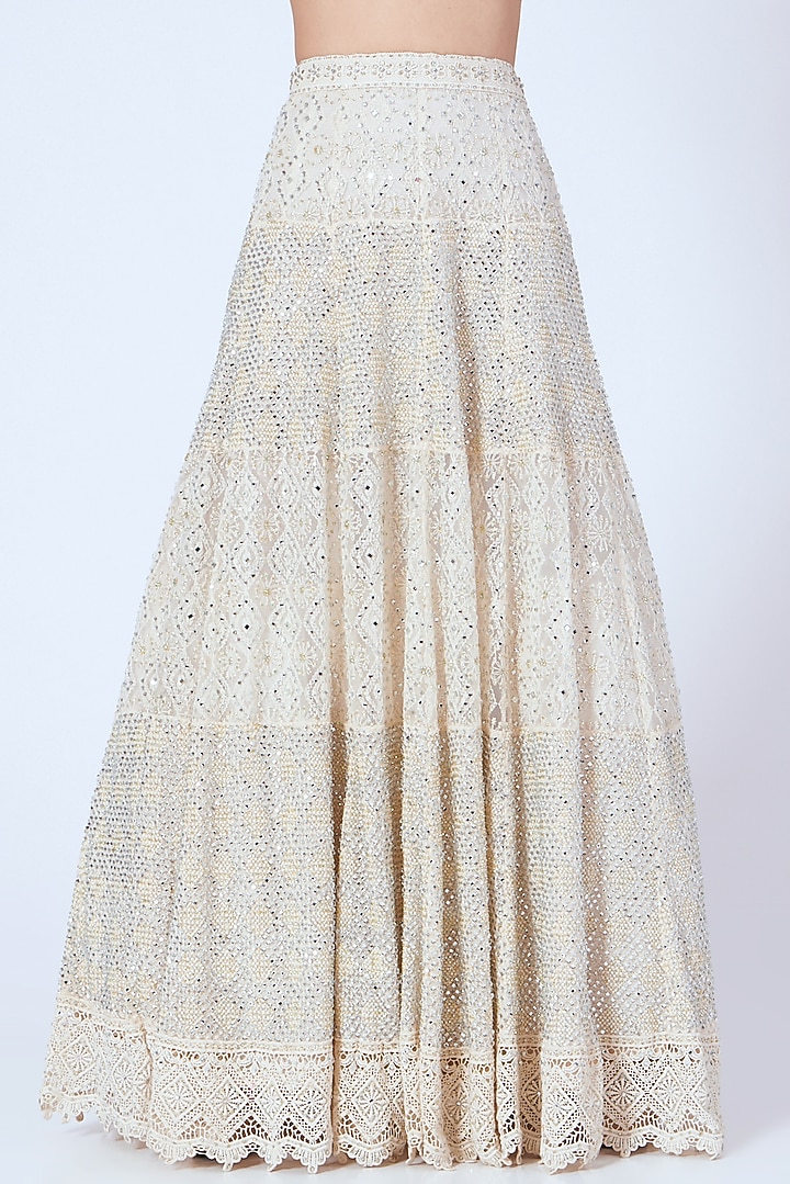 Ivory Embroidered Wedding Lehenga Set by Vandana Sethi at Pernia's Pop Up Shop