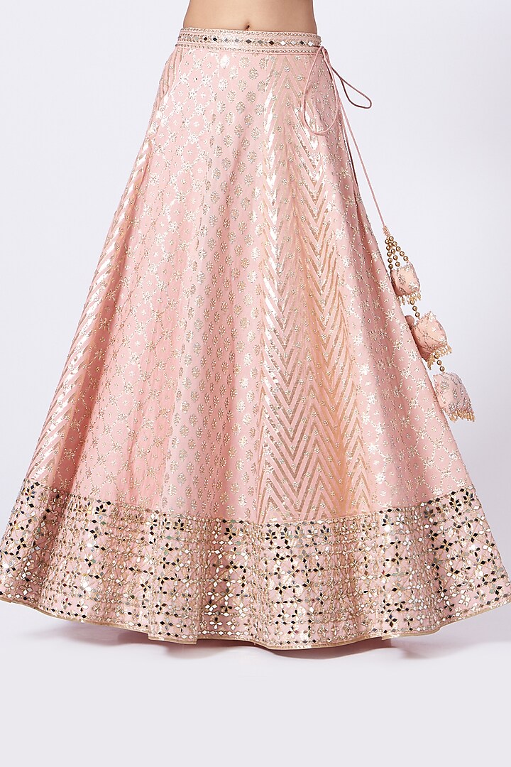Peach Mirror Embroidered Wedding Lehenga Set by Vandana Sethi at Pernia's Pop Up Shop